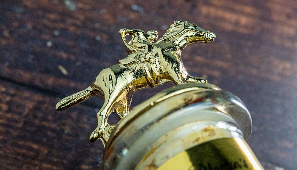 Blanton's Gold Edition gold horse cork topper detail